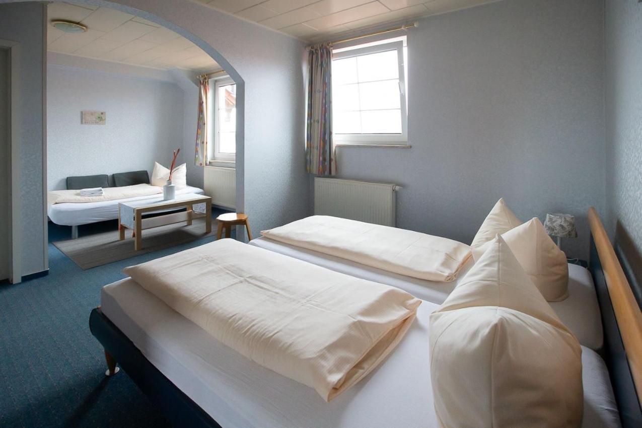 Hotel Dolgesheim Ngoại thất bức ảnh