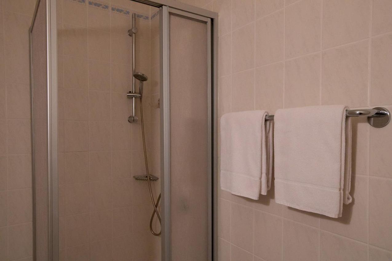 Hotel Dolgesheim Ngoại thất bức ảnh